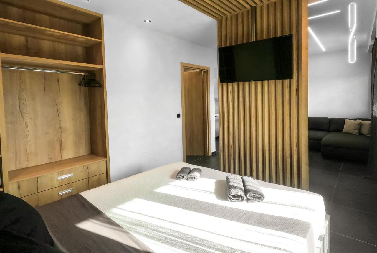 Berries Luxury Apartments Néa Mudaniá Kültér fotó